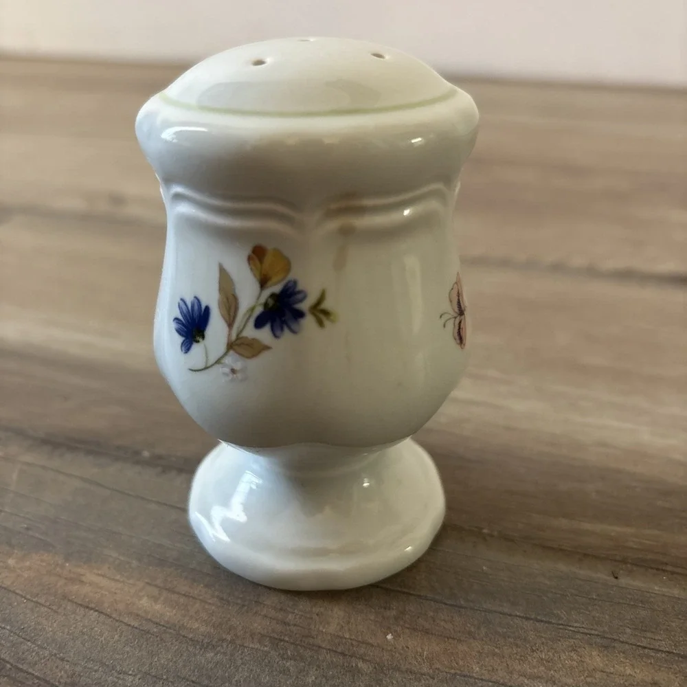 One Single Vintage Mikasa Heritage Imari Bouquet Salt Shaker ONLY No‎ Pepper
